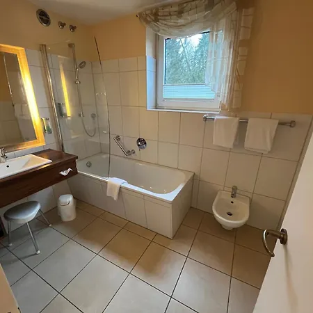 Heide Kroepke Hotell Essel