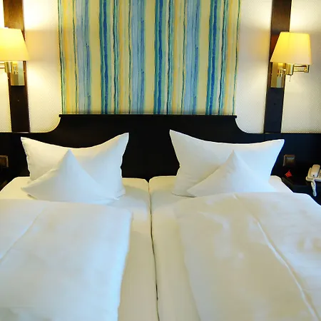 海德克劳派克酒店 酒店 4*