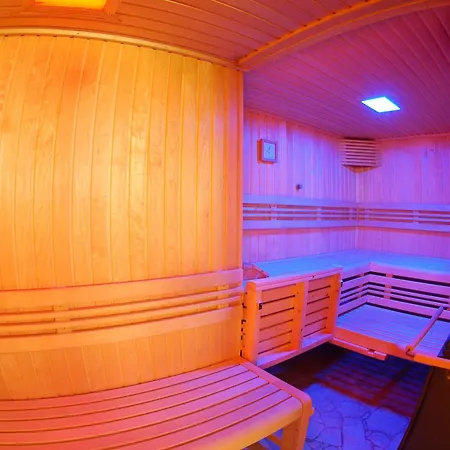 海德克劳派克酒店