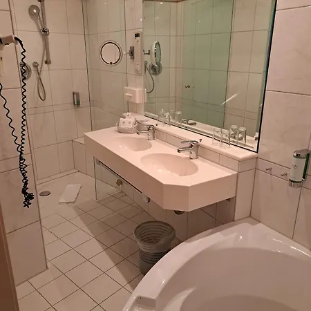 Heide Kroepke Hotell Essel