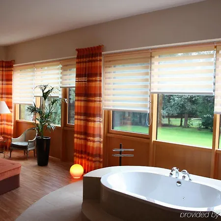 海德克劳派克酒店