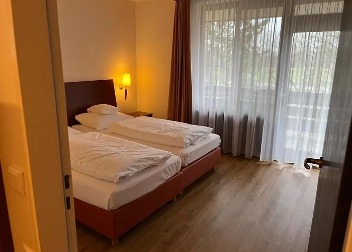 מלון Heide Kroepke 4*